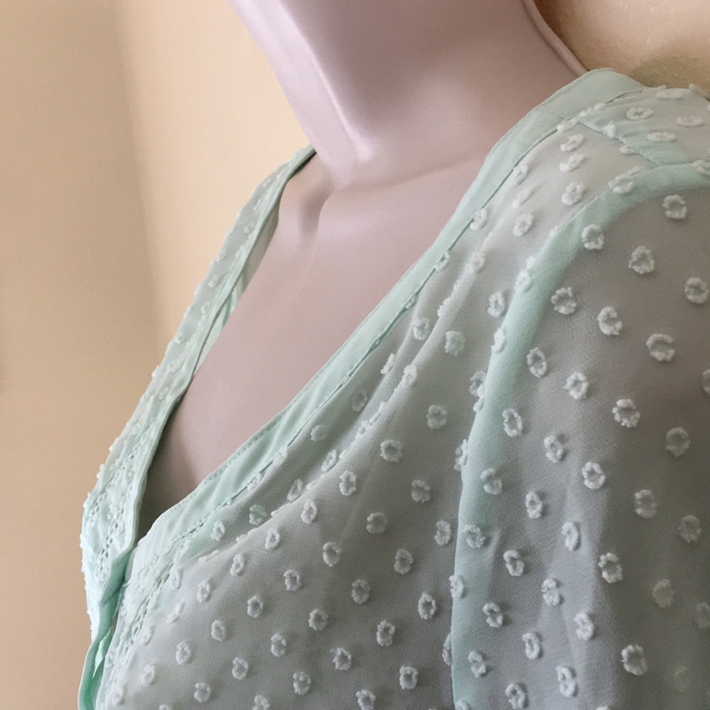 SALE!!!Lauren Conrad sheer Jade Green Blouse 3/4 sleeves - Picture 3 of 5